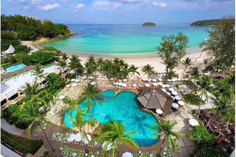 BEYOND RESORT KATA