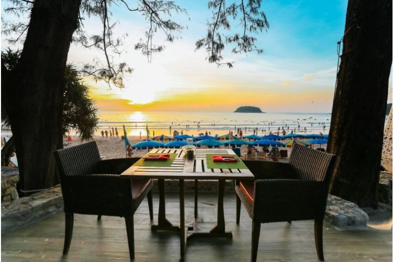 BEYOND RESORT KATA