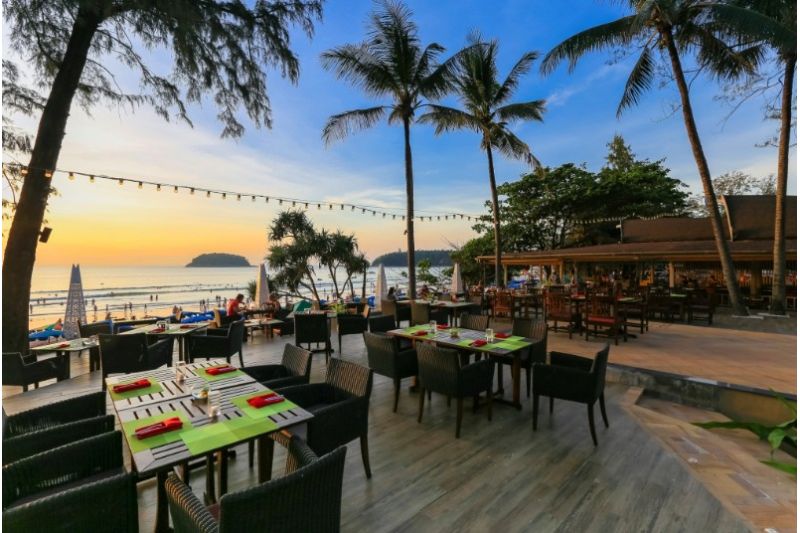 BEYOND RESORT KATA