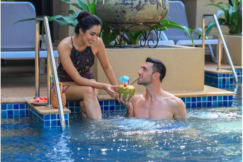 BEYOND RESORT KATA